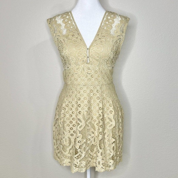 Free People One Million Lovers Ivory Lace Sleeveless V-Neck Mini Dress Sz 2 - Picture 6 of 16